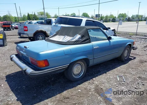 1975 Mercedes-Benz Sl 450 из США, поврежденный, VIN 10704412023936